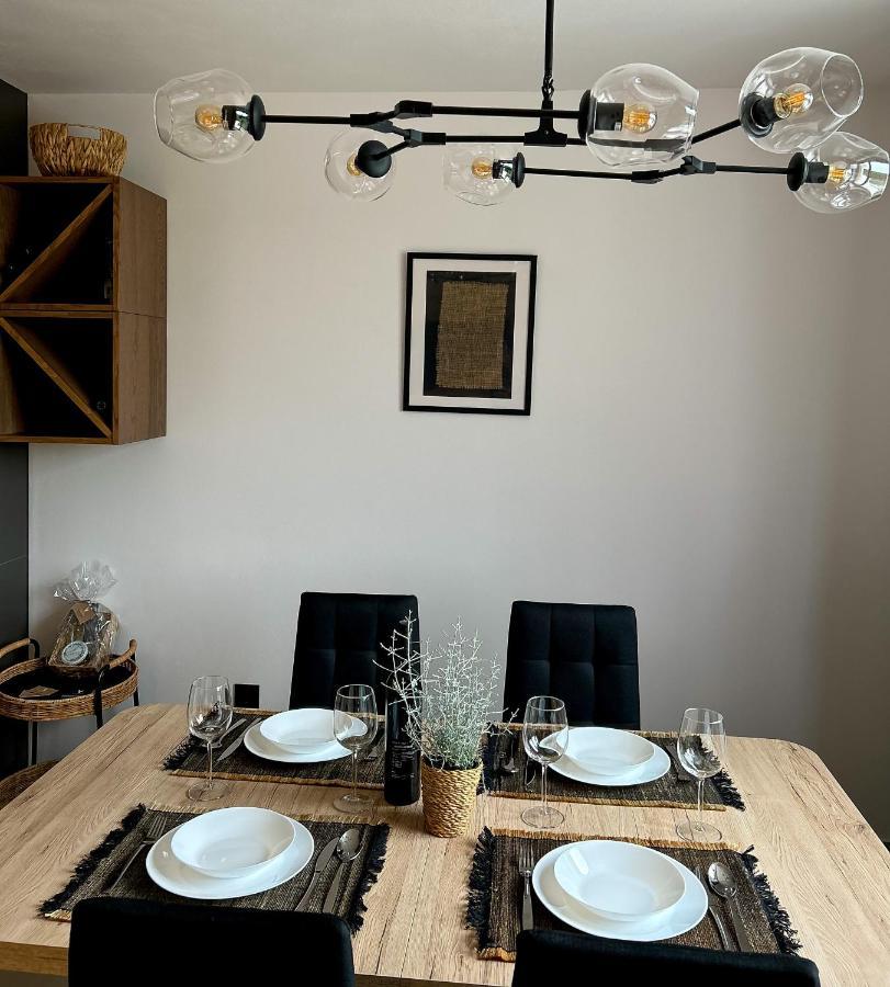 V Residence Apartments Рабац Экстерьер фото