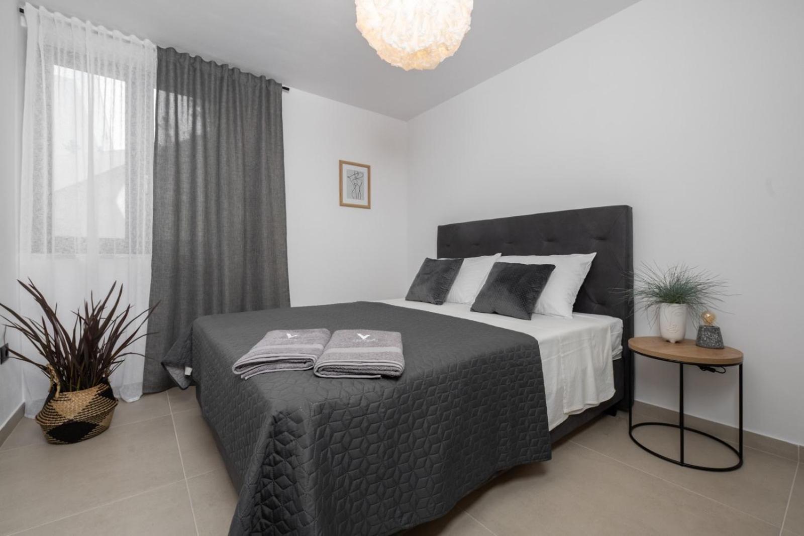 V Residence Apartments Рабац Экстерьер фото